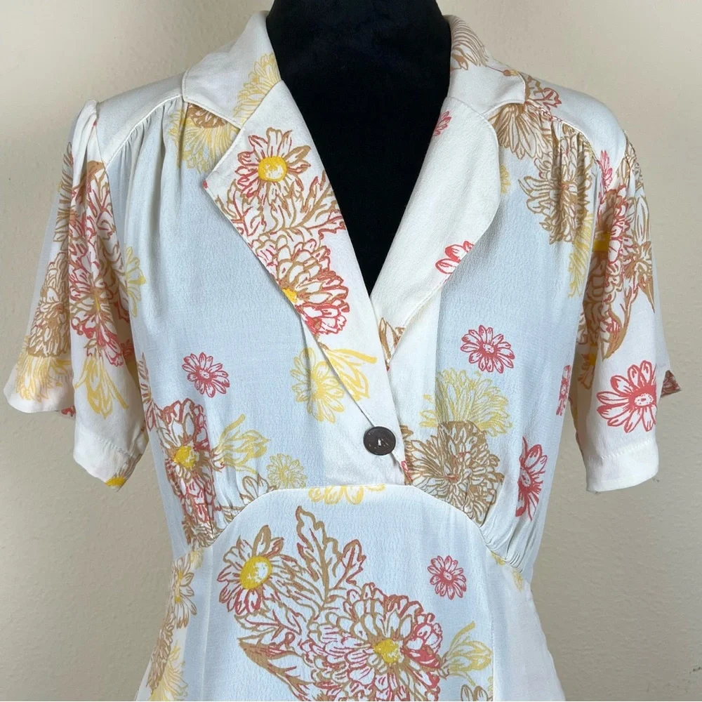 NWT Free People Dress Size S Cream Floral Print Hawaii Mini Viscose Airy Breezy